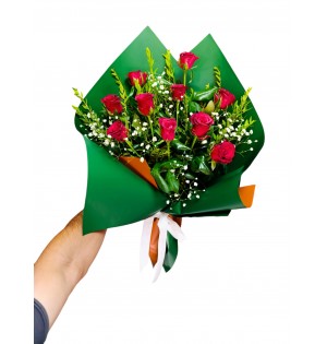Aşkın Sesi Buketi ( 10 Adet Gül Buketi )